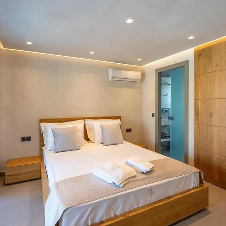 Kallithea Village Hotel *