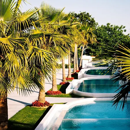 Kallithea Village Hotell *