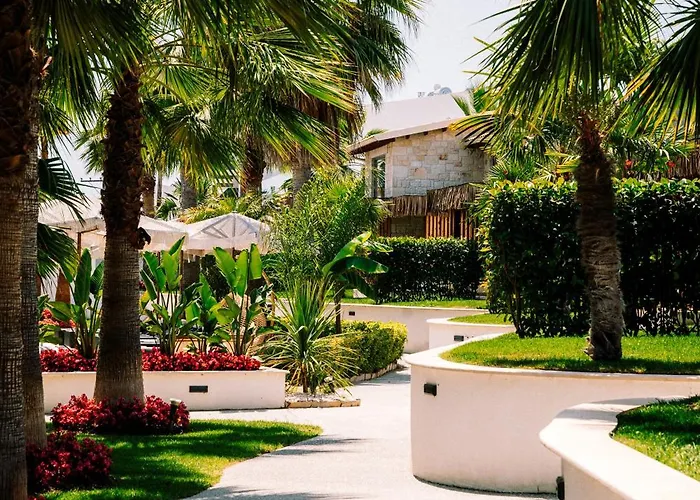 Kallithea Village Hotel *